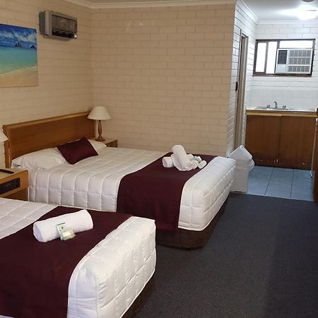 Tabourie Lake Motor Inn Camera foto