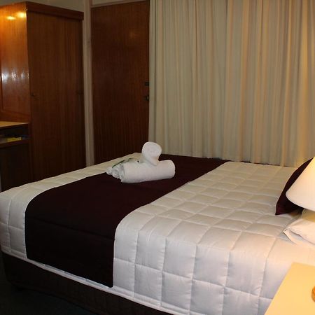 Tabourie Lake Motor Inn Esterno foto