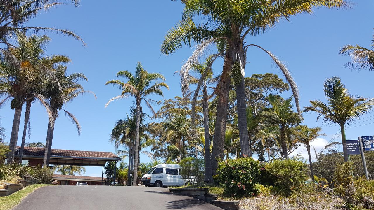 Tabourie Lake Motor Inn Esterno foto