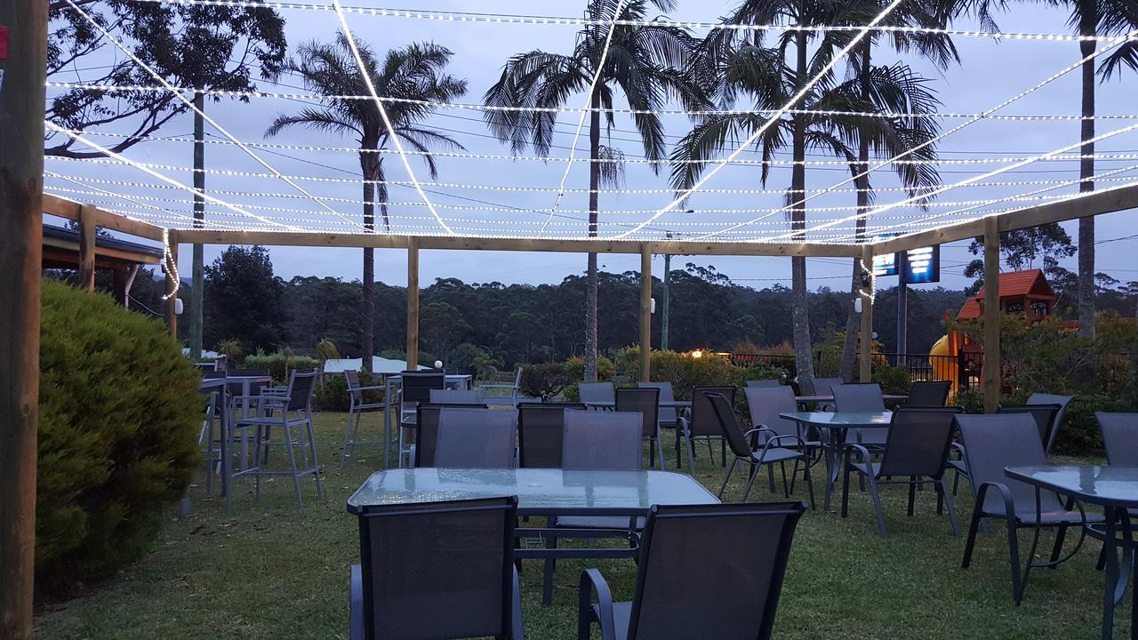 Tabourie Lake Motor Inn Esterno foto